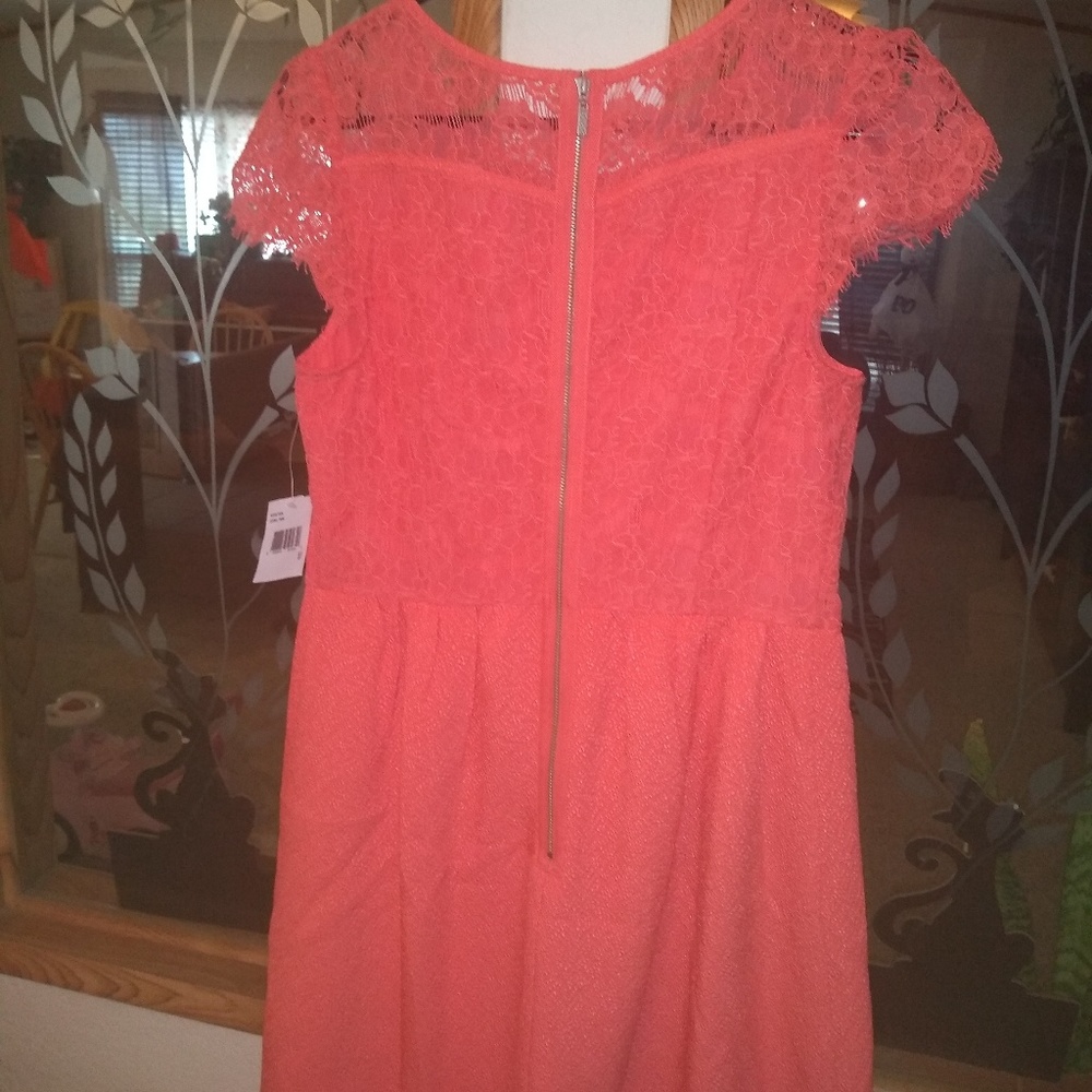 Coral orange dress nice lace detail
